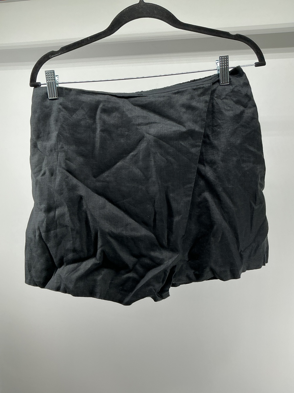100% European Linen Skort